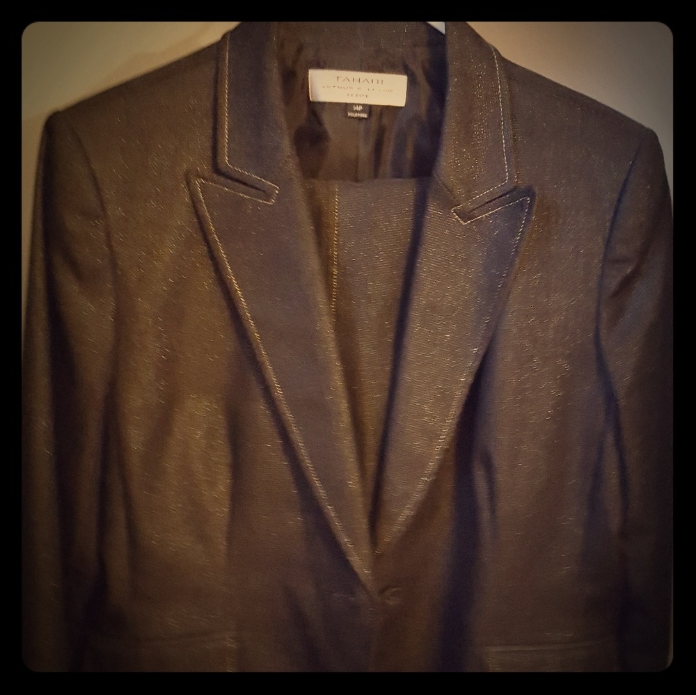 Tahari Pant Suit
